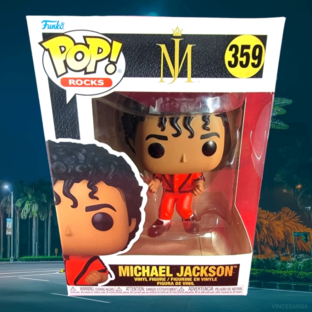 Funko Pop! Rocks: Michael Jackson funko # 359 (nib) With Pop Protector